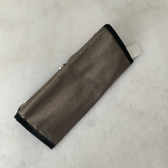 3/$20 - New! Murale pewter, black & purple makeup brush roll travel /purse size - Picture 4 of 4